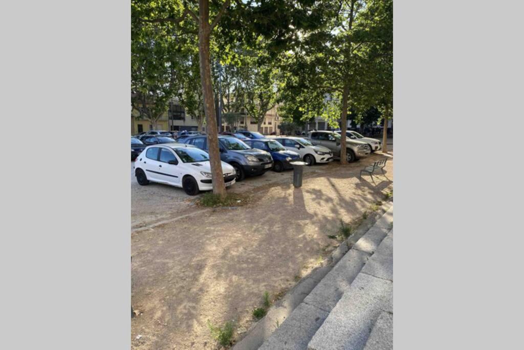 Grand appartement proche gare et Polygone Béziers Extérieur photo